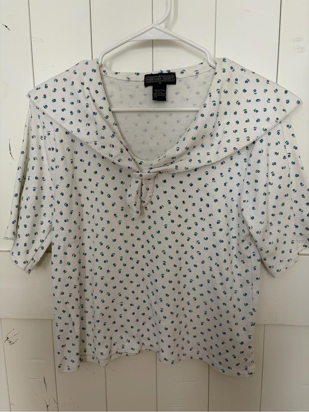 VTG White Sailor-Collar Top with floral Dot Print - Picture 5 of 9